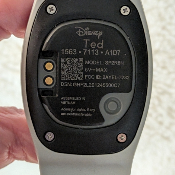 Disney Collectible Star Wars Magic Band - Picture 6 of 6